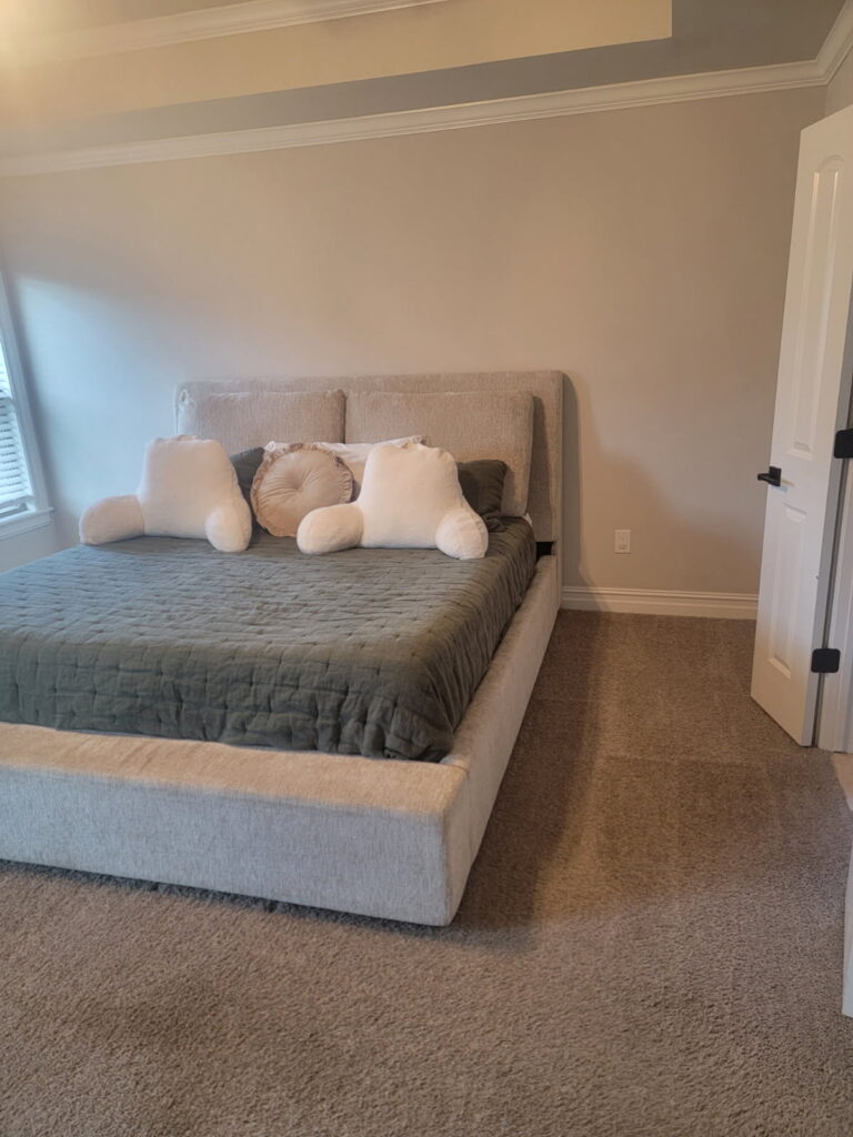 Bri clean bedroom