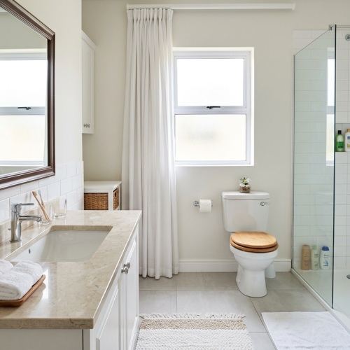 A clean bathroom by professional cleaning company conducting a deep clean in sapulpa oklahoma
